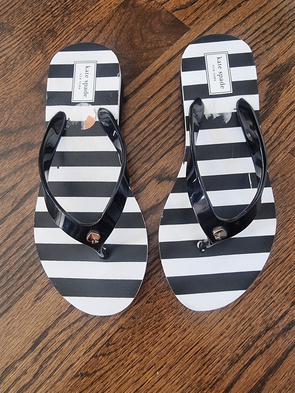 Kate Spade Black & White Stripe Jelly Flip Flops Size 7 NEW WITHOUT TAG